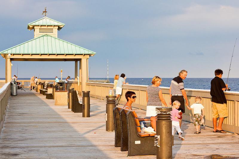 Hemingway Holiday Penthouse North Lägenhet Deerfield Beach Exteriör bild